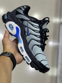 Tênis Nike TN